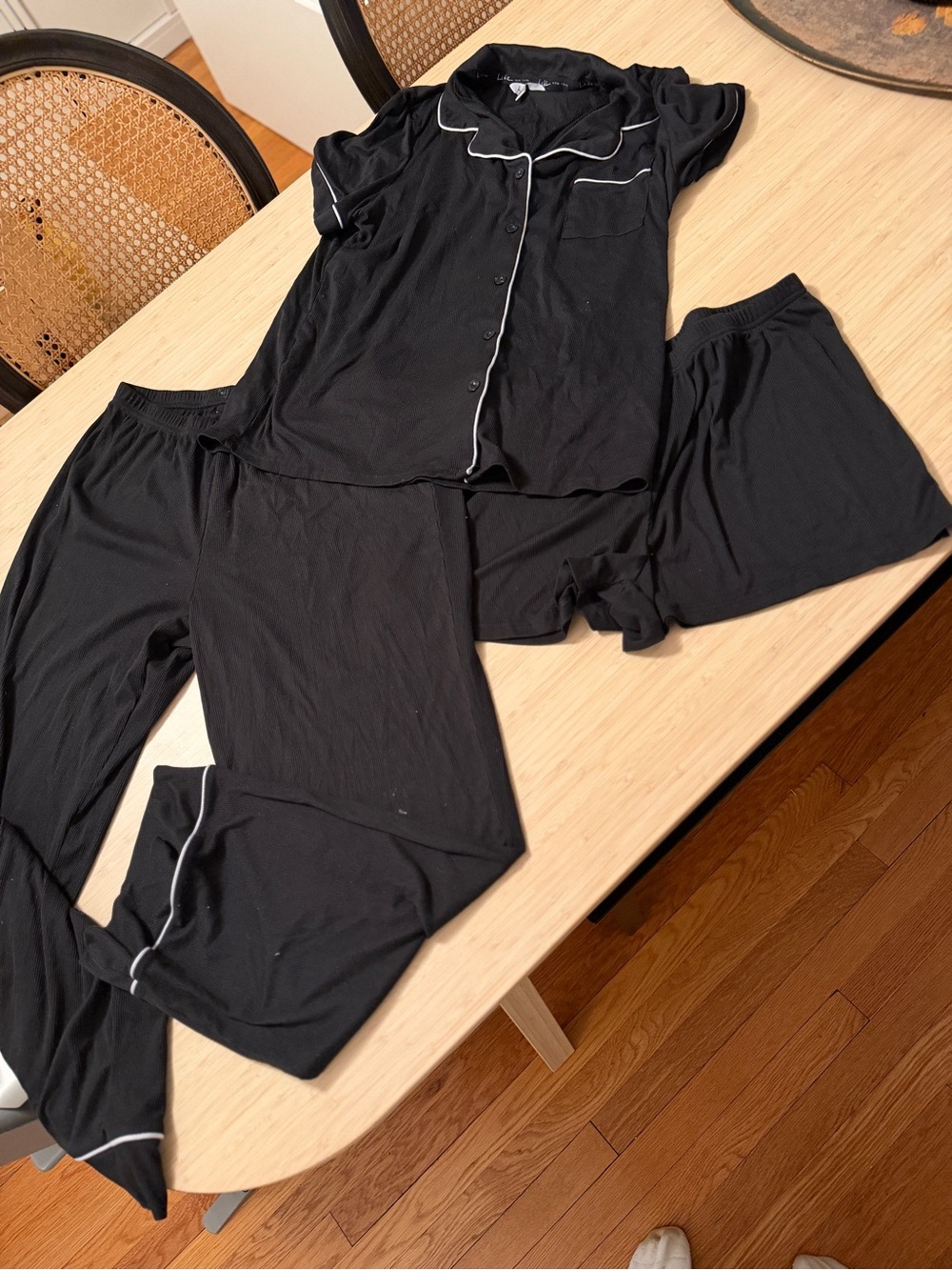 3-piece Women's black Pajama Set with Contrast Piping